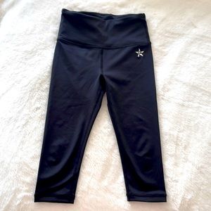 Girls Rebel athletic capri leggings